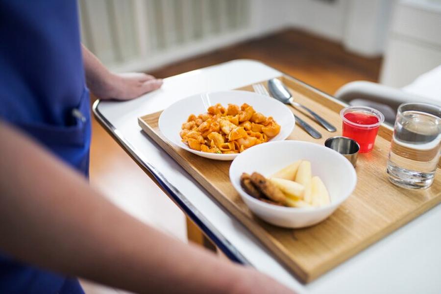 One third of Brits would welcome a plant-based menu in the NHS