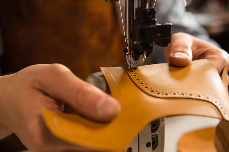 Leather production pollutes the earth and is not sustainable